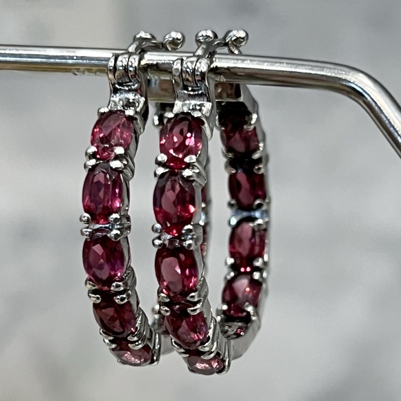 Orissa Rhodolite Garnet Silver Inside Out Hoops - Picture 4 of 12